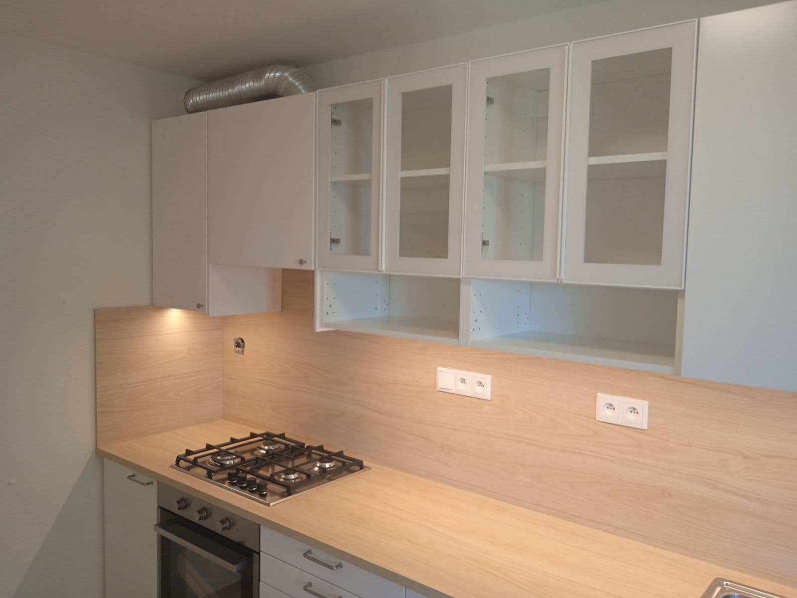 Pronájem bytu 3+1 77 m², Od Vysoké, Praha, Praha Pronájem bytu 3+1 77 m², Od Vysoké, Praha, Praha