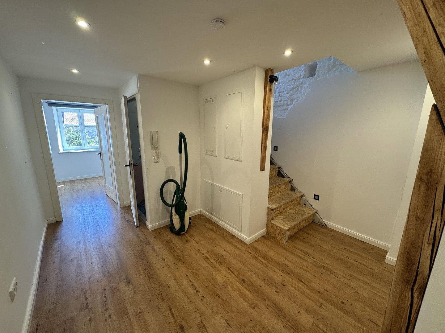 Pronájem bytu 6+1 148 m², Hofstr. 7, Weilheim, Bavorsko Pronájem bytu 6+1 148 m², Hofstr. 7, Weilheim, Bavorsko