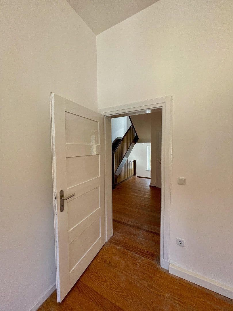 Prodej domu 220 m², pozemek 300 m², Talstr. 71, Frankeneck, Porýní-Falc Prodej domu 220 m², pozemek 300 m², Talstr. 71, Frankeneck, Porýní-Falc