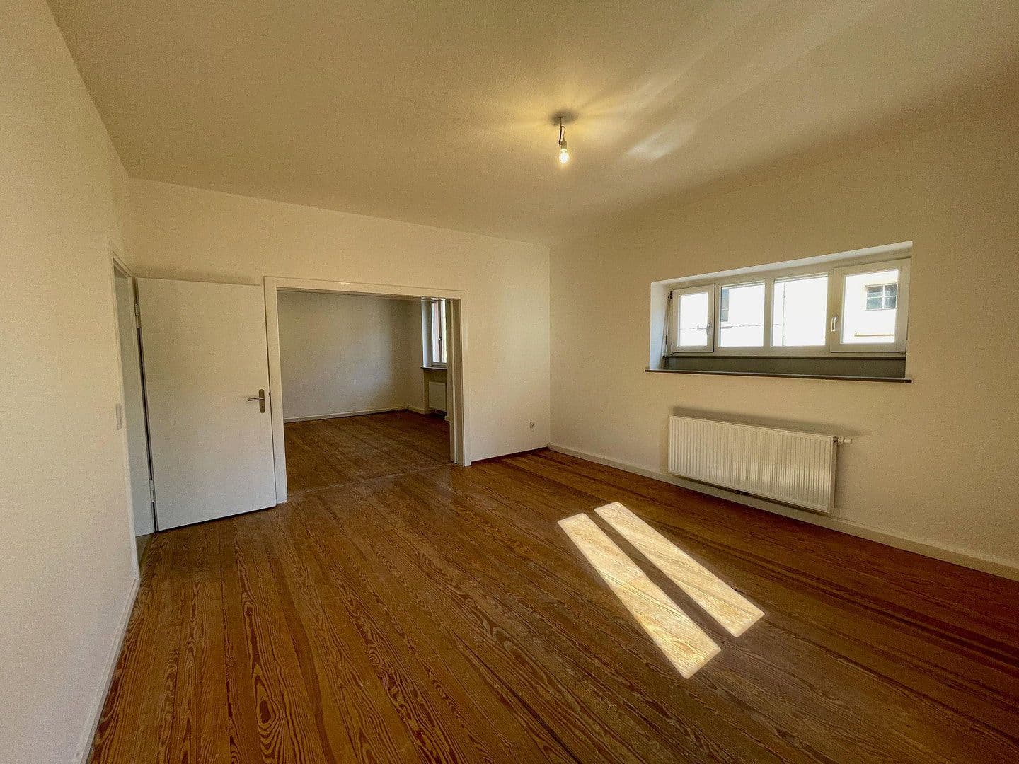 Prodej domu 220 m², pozemek 300 m², Talstr. 71, Frankeneck, Porýní-Falc Prodej domu 220 m², pozemek 300 m², Talstr. 71, Frankeneck, Porýní-Falc