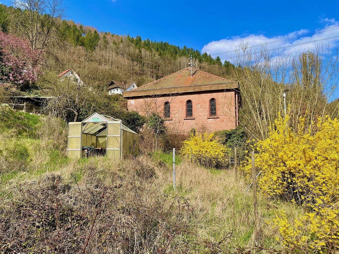 Prodej bytu 5+1 140 m², Talstr. 71, Frankeneck, Porýní-Falc Prodej bytu 5+1 140 m², Talstr. 71, Frankeneck, Porýní-Falc