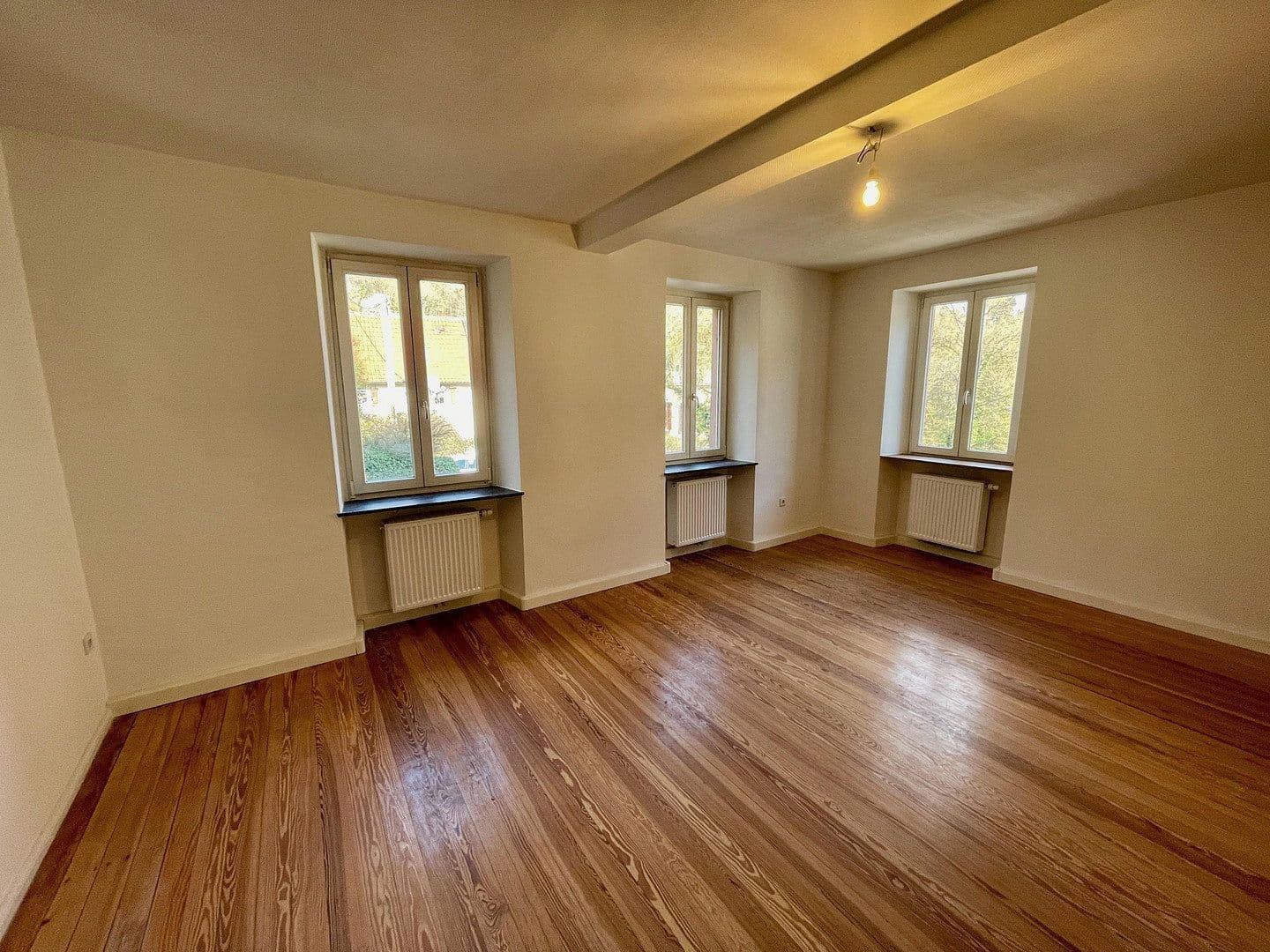 Prodej bytu 5+1 140 m², Talstr. 71, Frankeneck, Porýní-Falc Prodej bytu 5+1 140 m², Talstr. 71, Frankeneck, Porýní-Falc