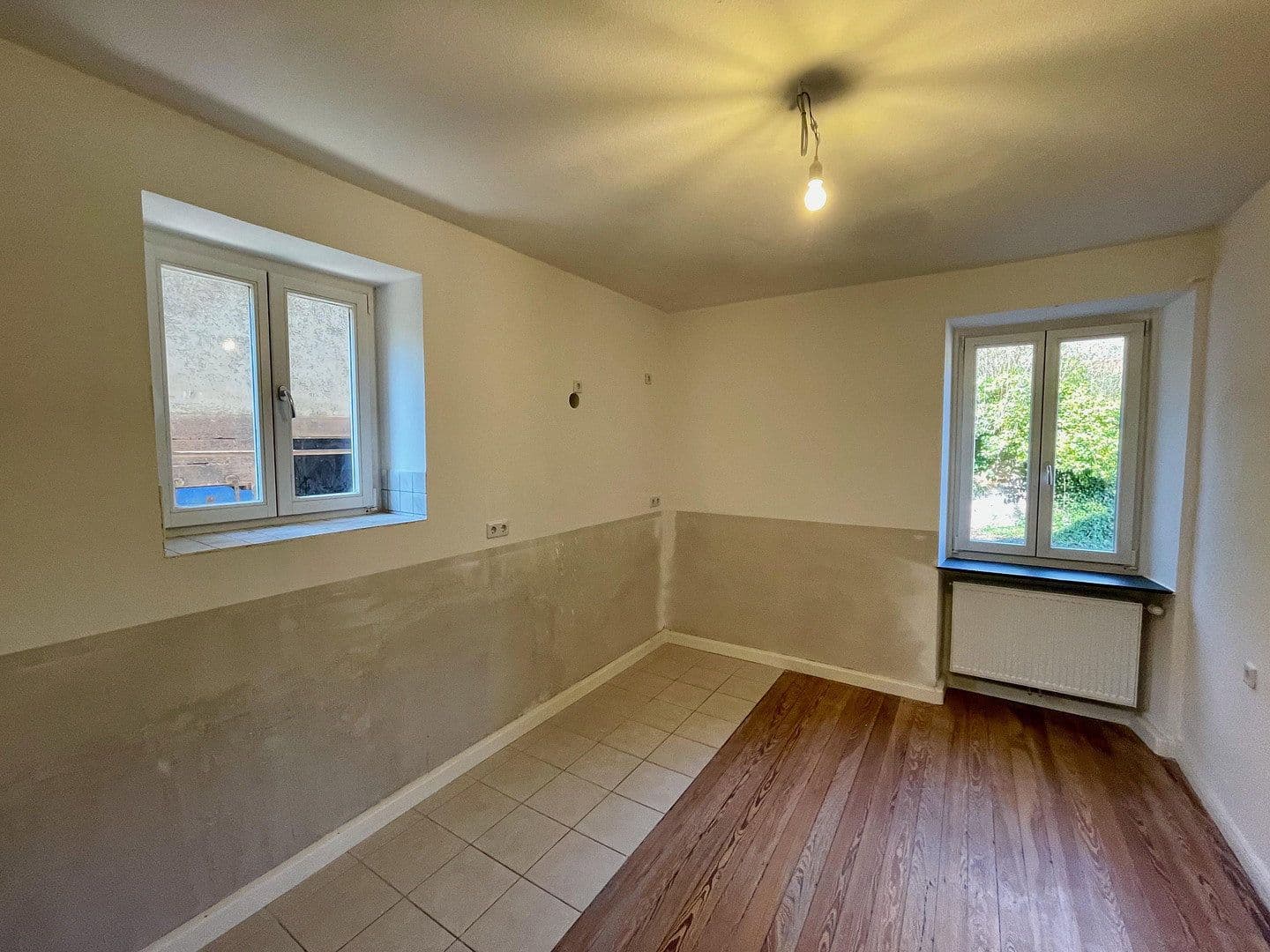 Prodej bytu 5+1 140 m², Talstr. 71, Frankeneck, Porýní-Falc Prodej bytu 5+1 140 m², Talstr. 71, Frankeneck, Porýní-Falc