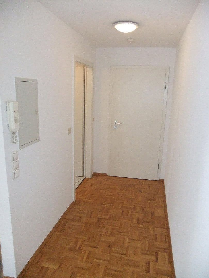 Pronájem bytu 1+1 29 m², Mainz, Porýní-Falc Pronájem bytu 1+1 29 m², Mainz, Porýní-Falc