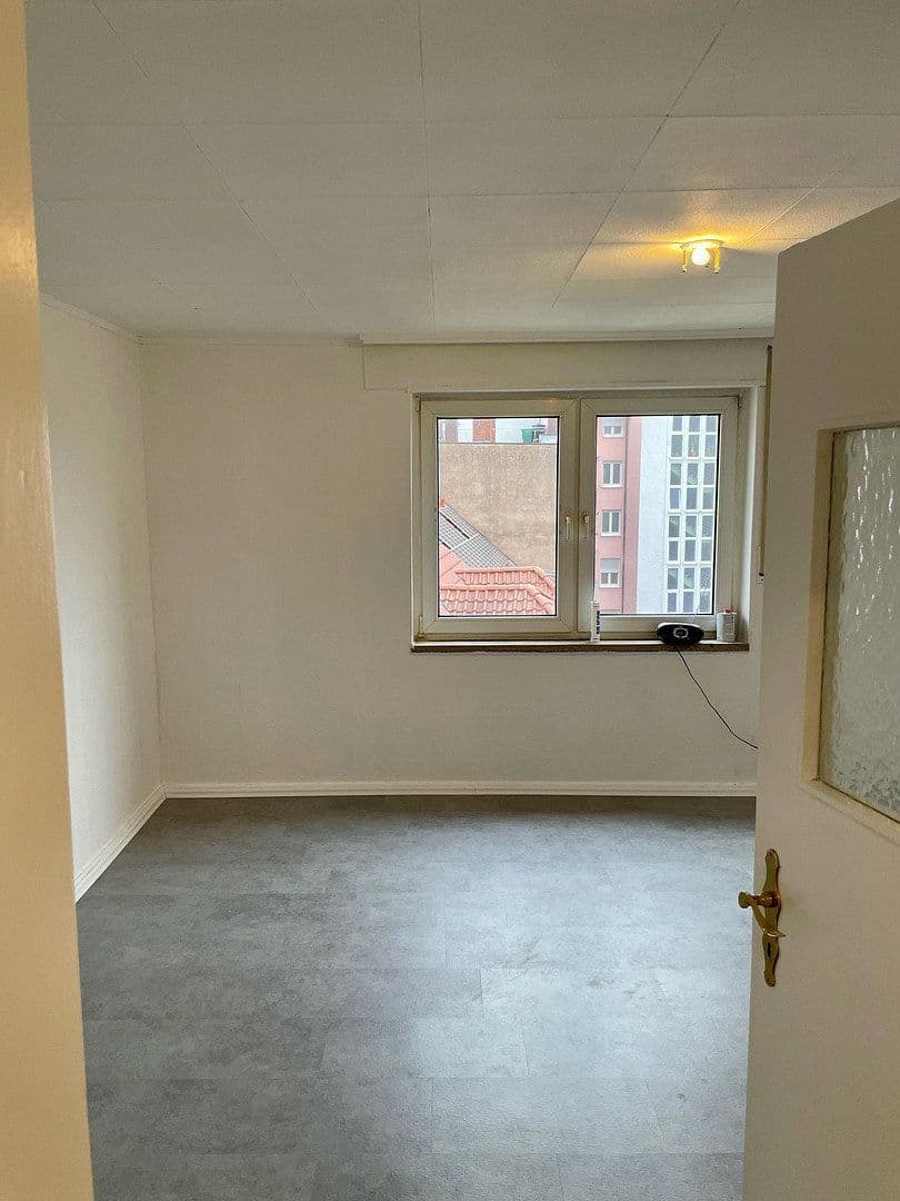 Pronájem bytu 2+kk 56 m², St.-Franziskus-Str. 9, Kaiserslautern, Porýní-Falc Pronájem bytu 2+kk 56 m², St.-Franziskus-Str. 9, Kaiserslautern, Porýní-Falc