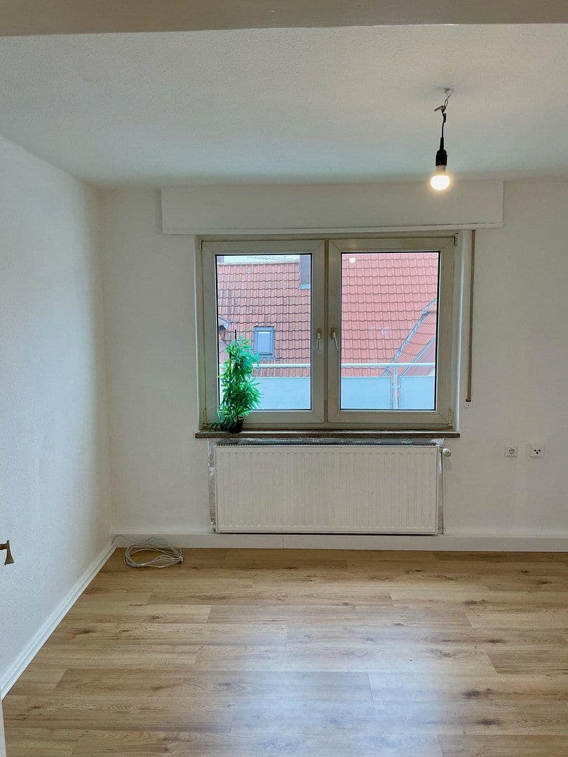 Pronájem bytu 2+kk 56 m², St.-Franziskus-Str. 9, Kaiserslautern, Porýní-Falc Pronájem bytu 2+kk 56 m², St.-Franziskus-Str. 9, Kaiserslautern, Porýní-Falc