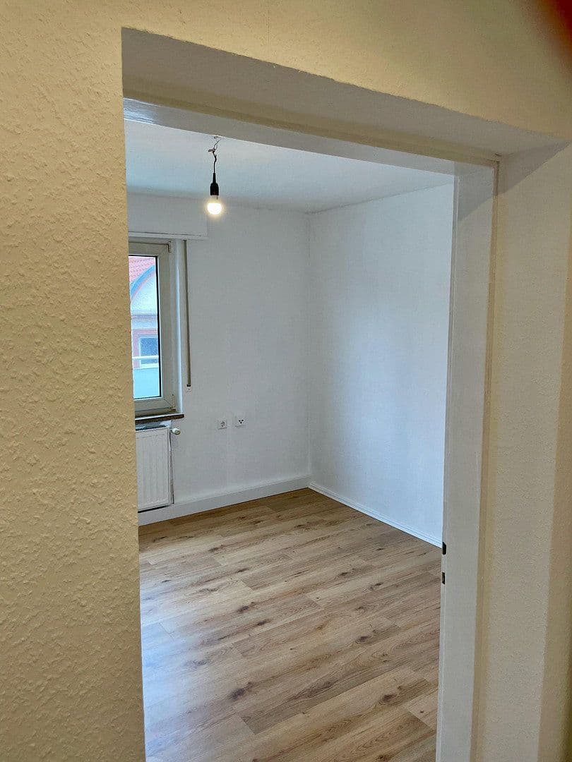 Pronájem bytu 2+kk 56 m², St.-Franziskus-Str. 9, Kaiserslautern, Porýní-Falc Pronájem bytu 2+kk 56 m², St.-Franziskus-Str. 9, Kaiserslautern, Porýní-Falc