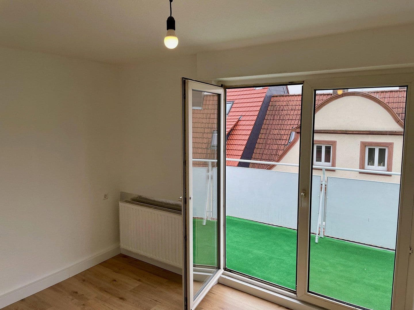 Pronájem bytu 2+kk 56 m², St.-Franziskus-Str. 9, Kaiserslautern, Porýní-Falc Pronájem bytu 2+kk 56 m², St.-Franziskus-Str. 9, Kaiserslautern, Porýní-Falc