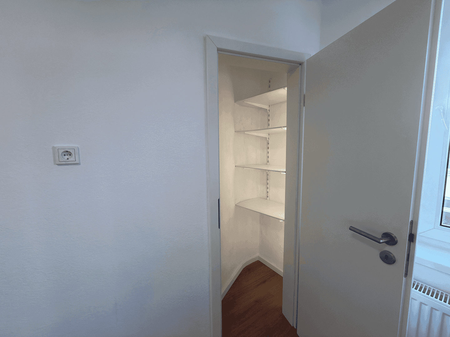 Prodej bytu 2+1 55 m², Lothringer Str. 29, Wiesbaden, Hessen Prodej bytu 2+1 55 m², Lothringer Str. 29, Wiesbaden, Hessen