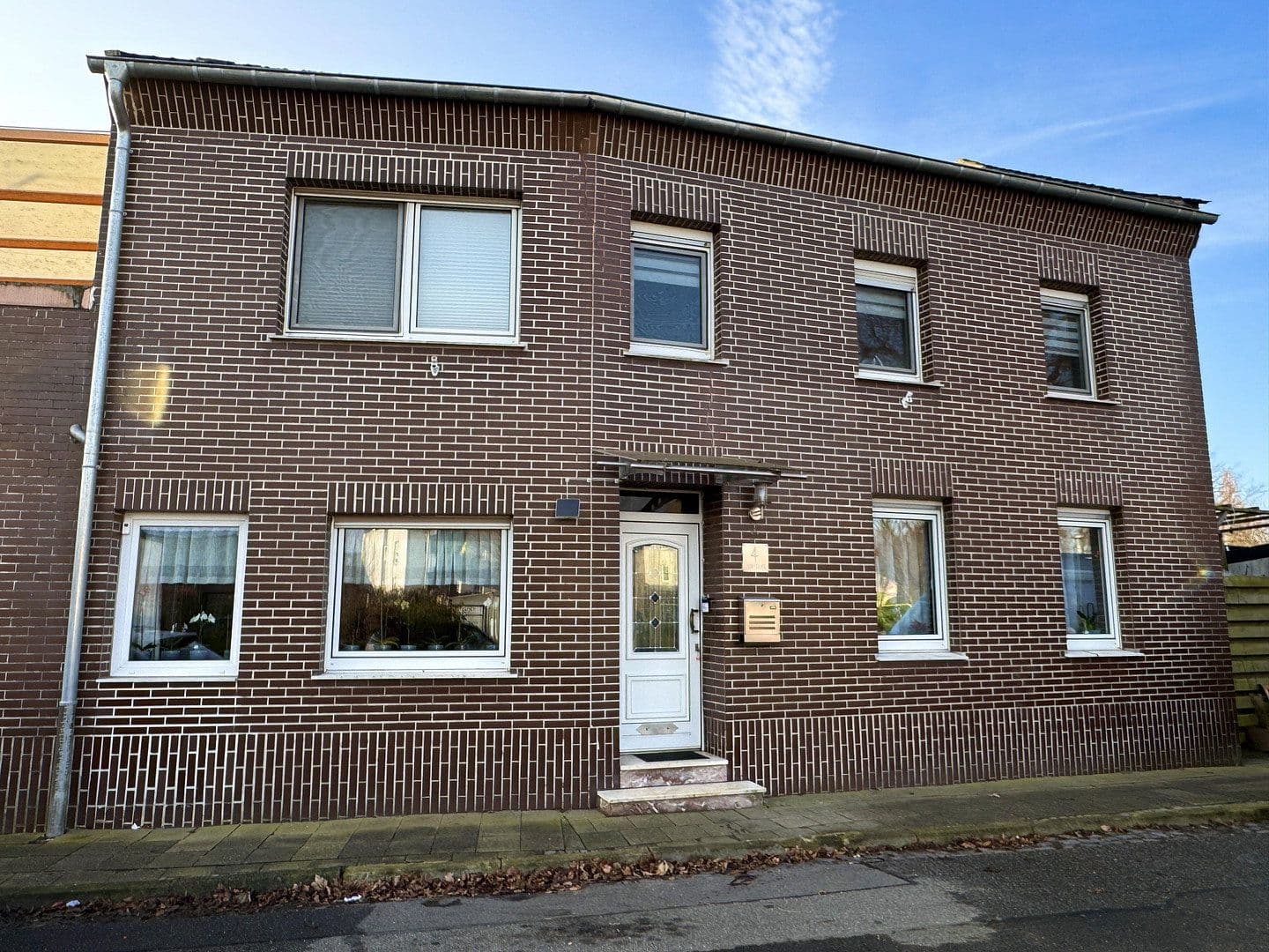 Prodej domu 123 m², pozemek 340 m², Ingelmannstraße 4, Hückelhoven, Severní Porýní-Vestfálsko Prodej domu 123 m², pozemek 340 m², Ingelmannstraße 4, Hückelhoven, Severní Porýní-Vestfálsko