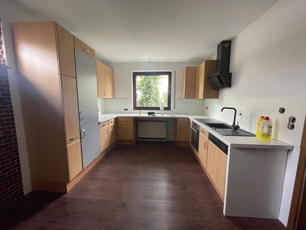 Prodej domu 154 m², pozemek 373 m², Eichstraße 34, Langenhagen, Dolní Sasko Prodej domu 154 m², pozemek 373 m², Eichstraße 34, Langenhagen, Dolní Sasko