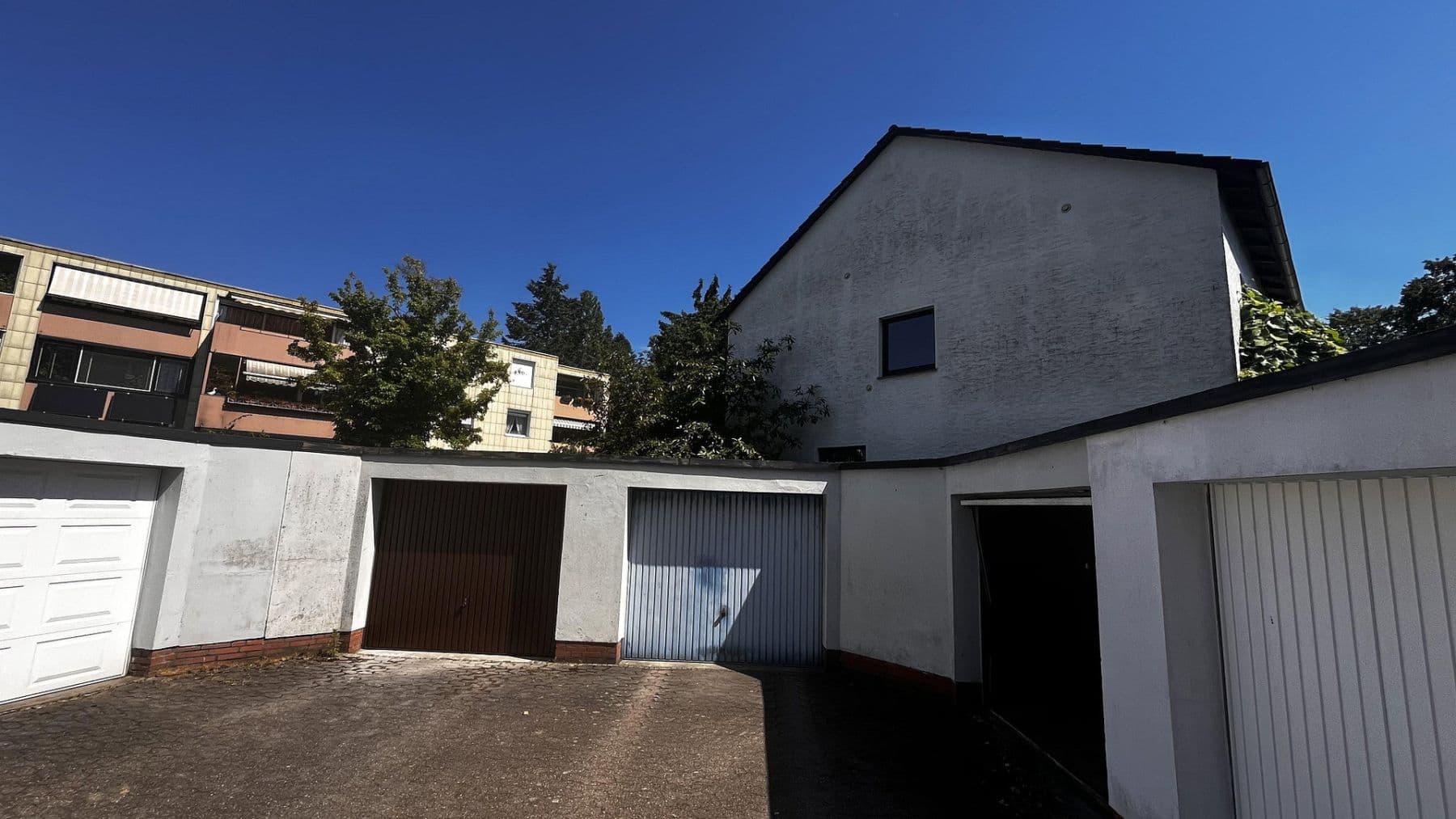 Prodej domu 154 m², pozemek 373 m², Eichstraße 34, Langenhagen, Dolní Sasko Prodej domu 154 m², pozemek 373 m², Eichstraße 34, Langenhagen, Dolní Sasko