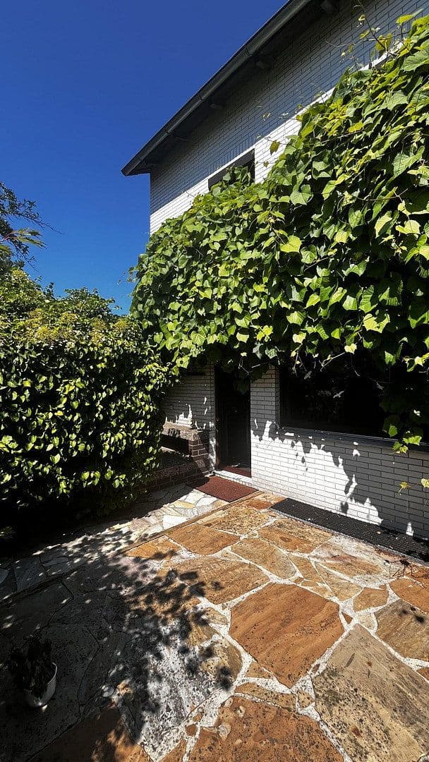 Prodej domu 154 m², pozemek 373 m², Eichstraße 34, Langenhagen, Dolní Sasko Prodej domu 154 m², pozemek 373 m², Eichstraße 34, Langenhagen, Dolní Sasko