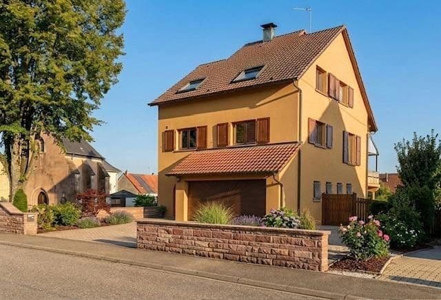 Prodej domu 204 m², pozemek 716 m², Kleinblittersdorf, Země Sársko Prodej domu 204 m², pozemek 716 m², Kleinblittersdorf, Země Sársko