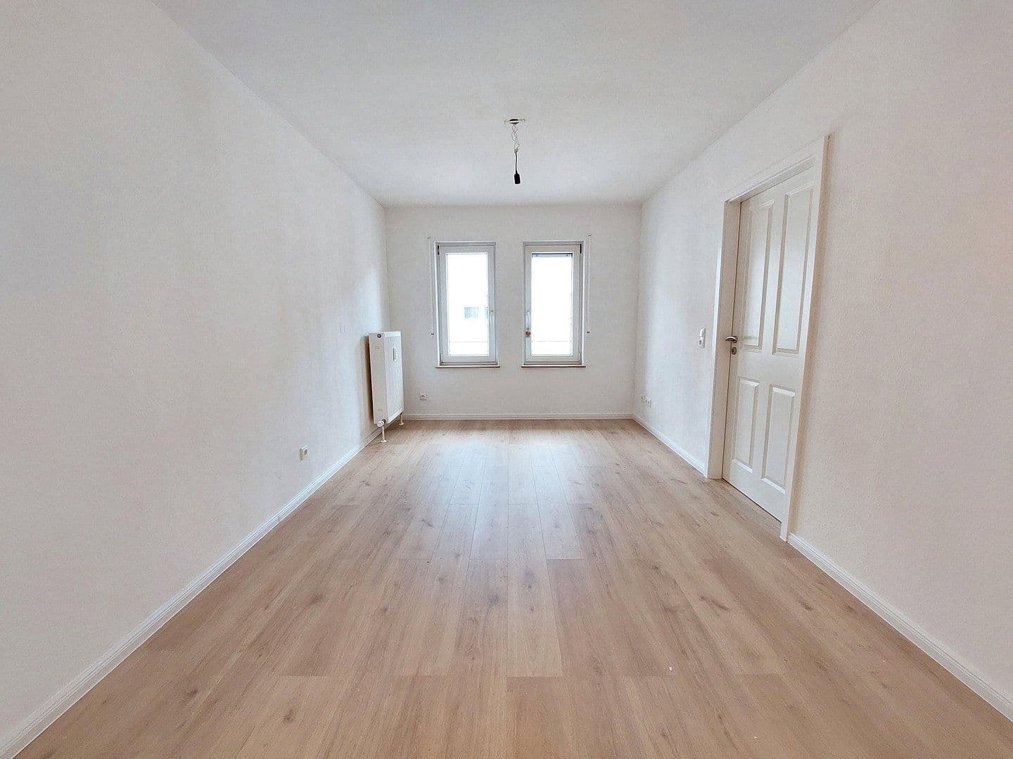 Prodej bytu 3+1 63 m², Worms, Porýní-Falc Prodej bytu 3+1 63 m², Worms, Porýní-Falc