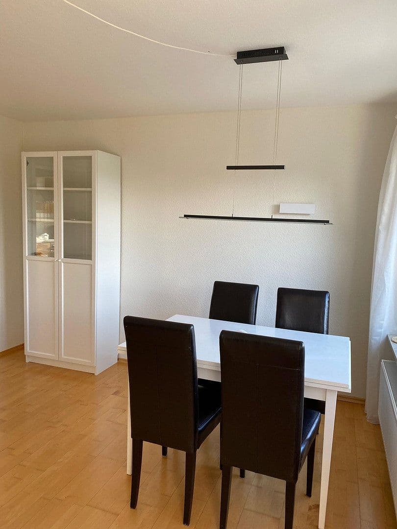 Pronájem bytu 2+kk 55 m², August-Beckh-Weg 7, Friedrichshafen, Bádensko-Württembersko Pronájem bytu 2+kk 55 m², August-Beckh-Weg 7, Friedrichshafen, Bádensko-Württembersko