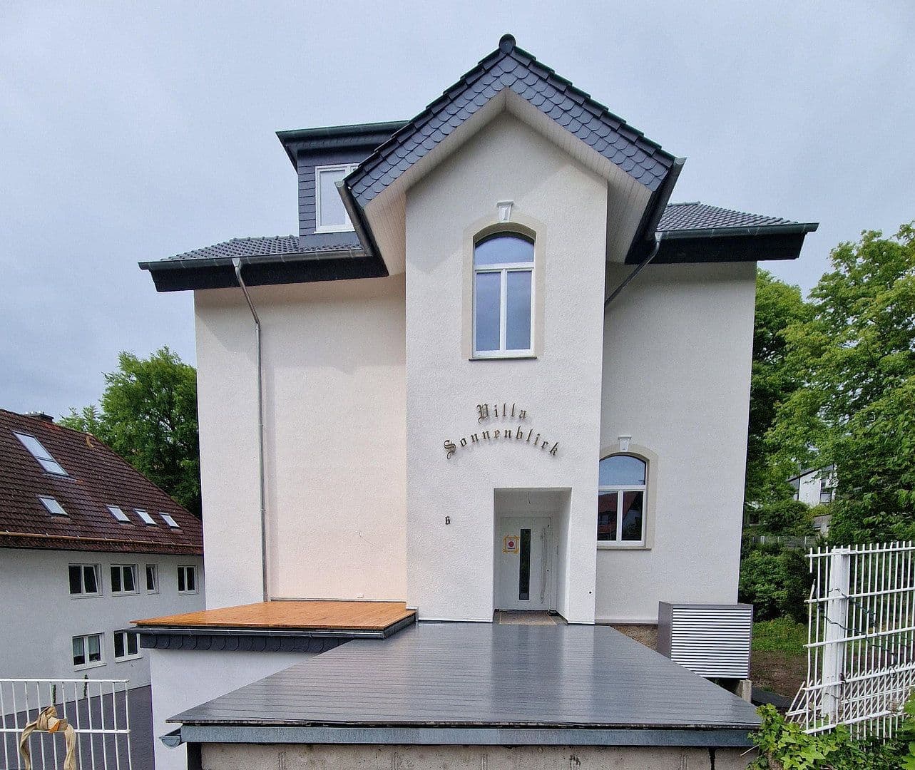 Prodej domu 314 m², pozemek 785 m², Friedrich-Pieper-Str. 6, Detmold, Severní Porýní-Vestfálsko Prodej domu 314 m², pozemek 785 m², Friedrich-Pieper-Str. 6, Detmold, Severní Porýní-Vestfálsko