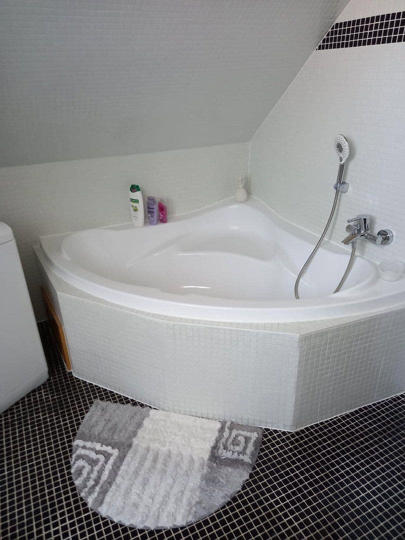 Pronájem bytu 2+1 101 m², Grüner Weg 2, Luckau, Braniborsko Pronájem bytu 2+1 101 m², Grüner Weg 2, Luckau, Braniborsko