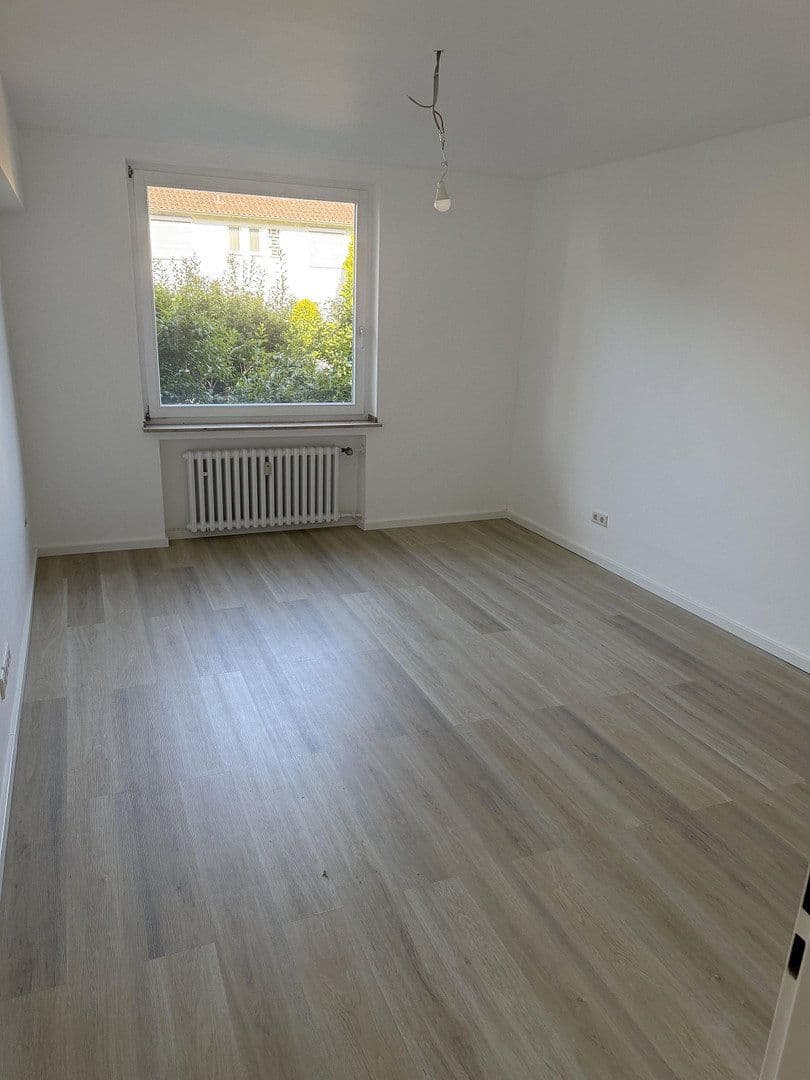 Pronájem bytu 2+1 63 m², Gerresheimer Straße 104, Hilden, Severní Porýní-Vestfálsko Pronájem bytu 2+1 63 m², Gerresheimer Straße 104, Hilden, Severní Porýní-Vestfálsko