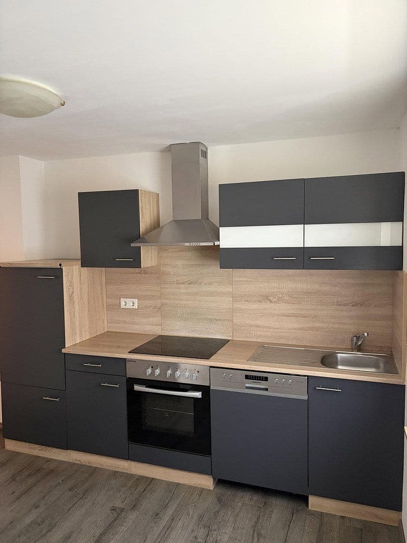 Pronájem bytu 3+1 85 m², Oberlauch, Porýní-Falc Pronájem bytu 3+1 85 m², Oberlauch, Porýní-Falc