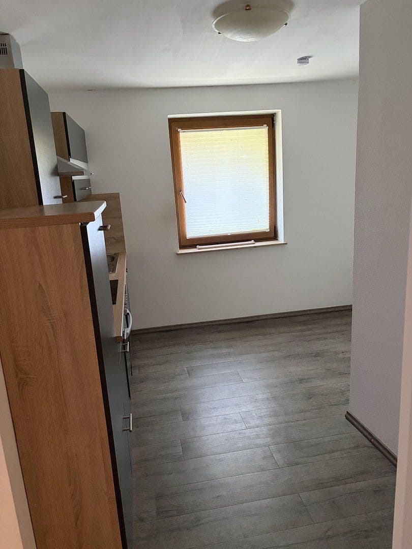 Pronájem bytu 3+1 85 m², Oberlauch, Porýní-Falc Pronájem bytu 3+1 85 m², Oberlauch, Porýní-Falc