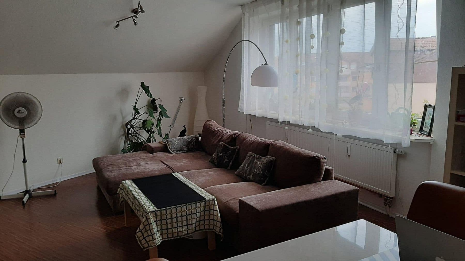 Pronájem bytu 2+1 64 m², Frankental, Porýní-Falc Pronájem bytu 2+1 64 m², Frankental, Porýní-Falc