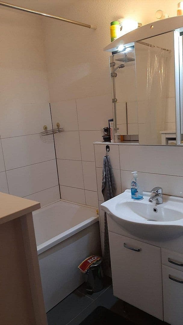 Pronájem bytu 2+1 64 m², Frankental, Porýní-Falc Pronájem bytu 2+1 64 m², Frankental, Porýní-Falc