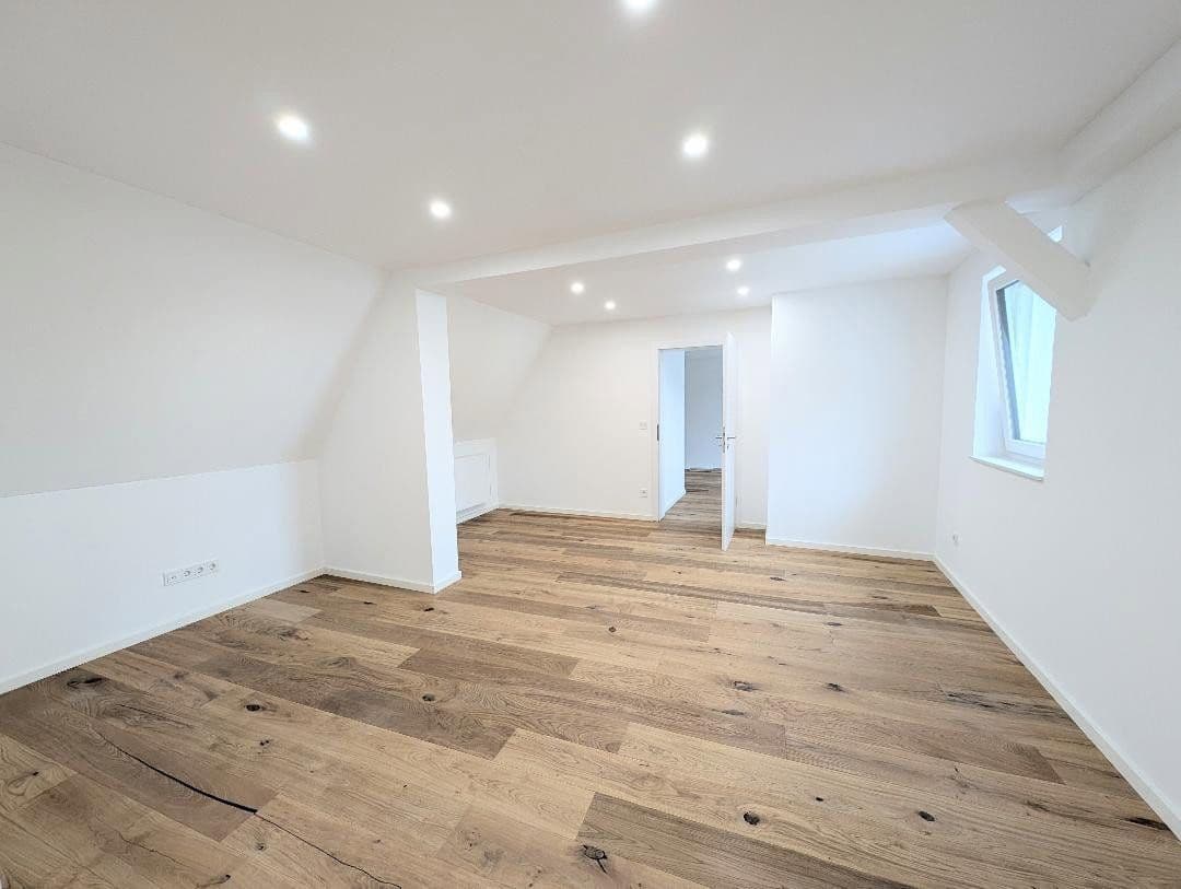 Prodej bytu 3+1 112 m², Neuburger Straße 3, Augsburg, Bavorsko Prodej bytu 3+1 112 m², Neuburger Straße 3, Augsburg, Bavorsko