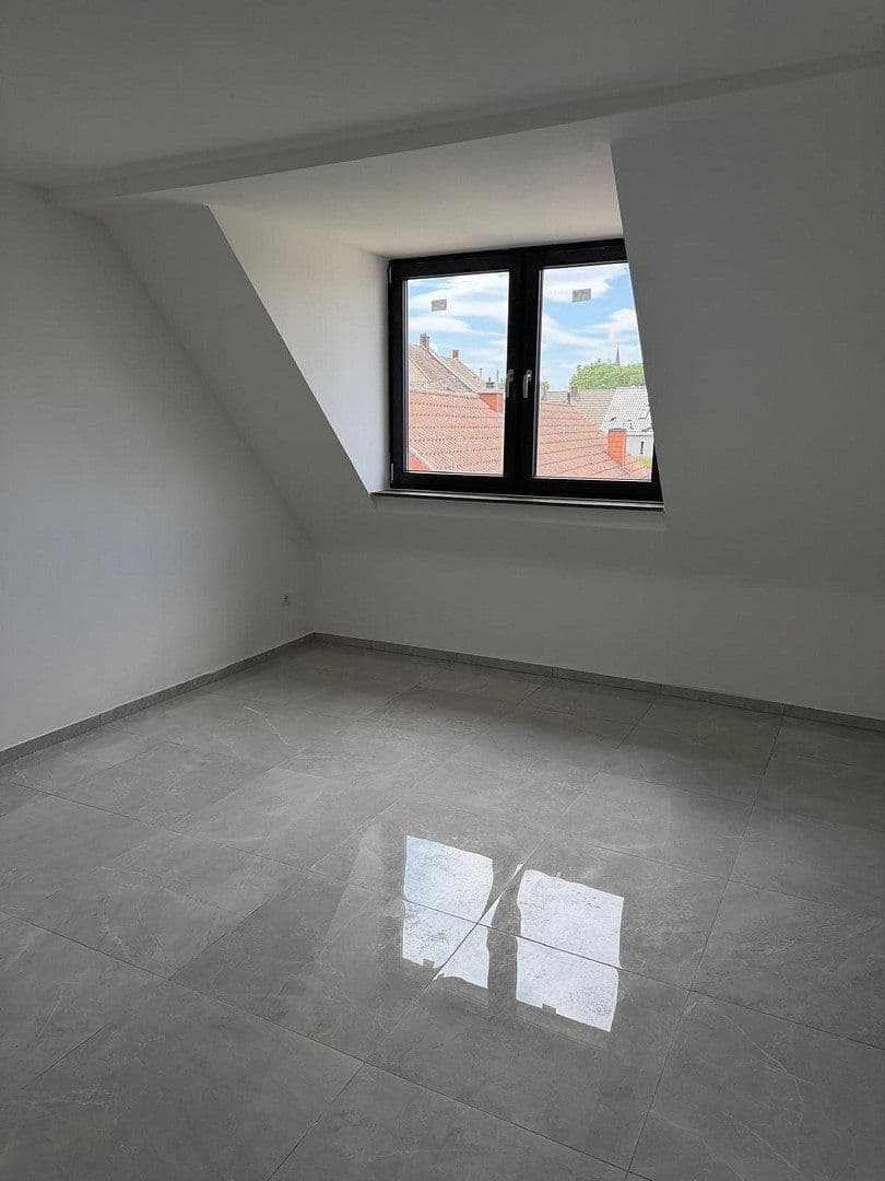 Pronájem bytu 61 m², Altriper Straße 56, Ludwigshafen am Rhein, Porýní-Falc Pronájem bytu 61 m², Altriper Straße 56, Ludwigshafen am Rhein, Porýní-Falc