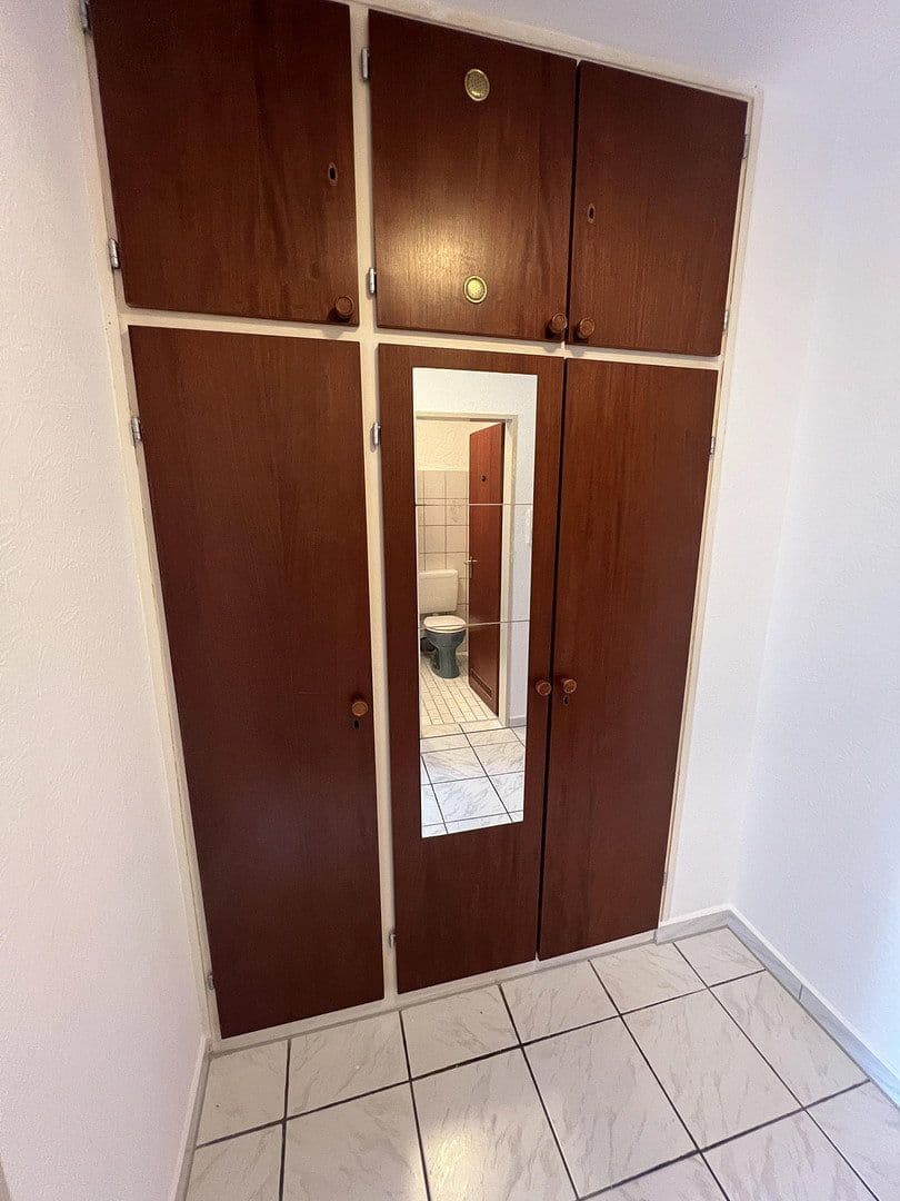 Pronájem bytu 1+1 26 m², Oberhausen, Severní Porýní-Vestfálsko Pronájem bytu 1+1 26 m², Oberhausen, Severní Porýní-Vestfálsko