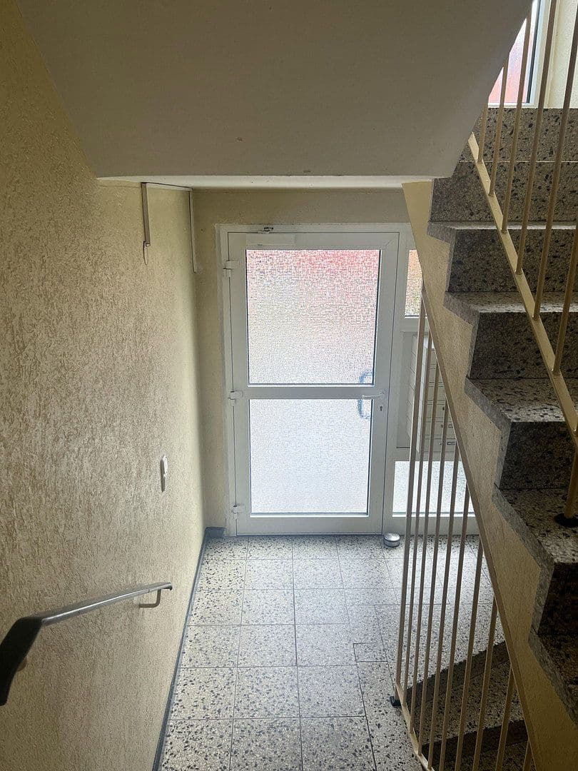 Pronájem bytu 1+1 26 m², Oberhausen, Severní Porýní-Vestfálsko Pronájem bytu 1+1 26 m², Oberhausen, Severní Porýní-Vestfálsko
