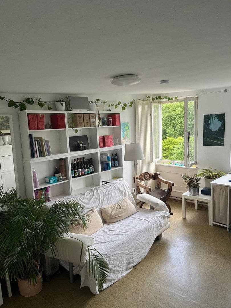 Pronájem bytu 18 m², Neckarhalde 5, Tübingen, Bádensko-Württembersko Pronájem bytu 18 m², Neckarhalde 5, Tübingen, Bádensko-Württembersko