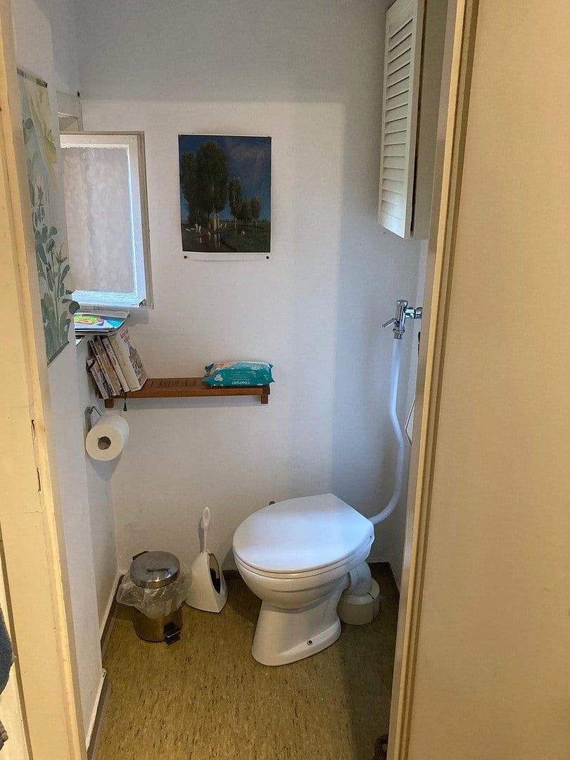 Pronájem bytu 18 m², Neckarhalde 5, Tübingen, Bádensko-Württembersko Pronájem bytu 18 m², Neckarhalde 5, Tübingen, Bádensko-Württembersko