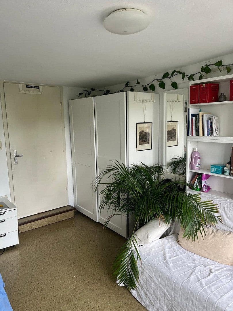 Pronájem bytu 18 m², Neckarhalde 5, Tübingen, Bádensko-Württembersko Pronájem bytu 18 m², Neckarhalde 5, Tübingen, Bádensko-Württembersko