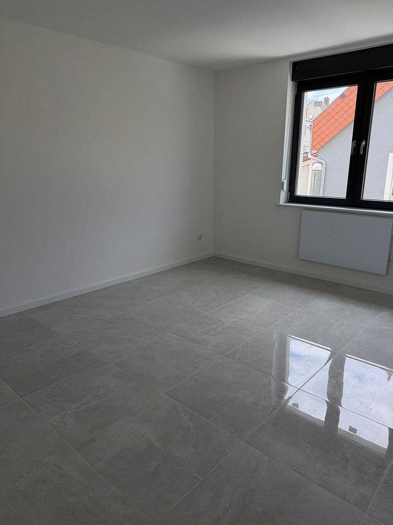 Pronájem bytu 69 m², Altriper Straße 56, Ludwigshafen am Rhein, Porýní-Falc Pronájem bytu 69 m², Altriper Straße 56, Ludwigshafen am Rhein, Porýní-Falc