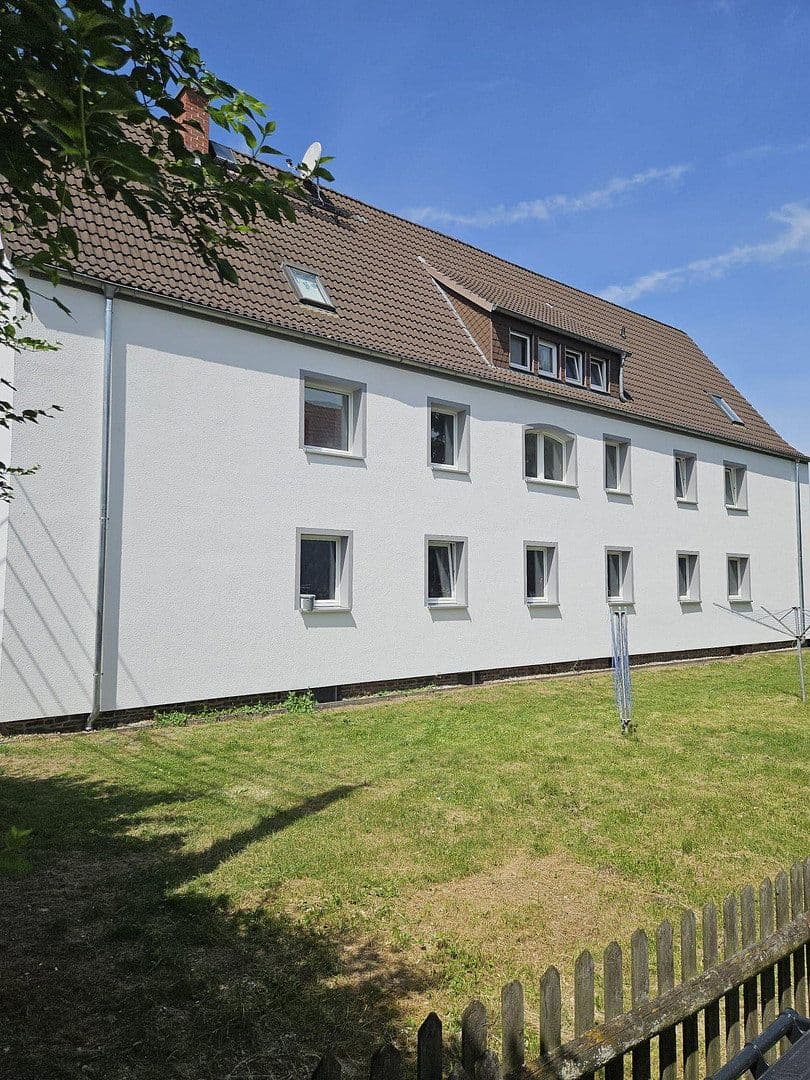 Pronájem bytu 4+kk 78 m², Neukieritzsch, Sasko Pronájem bytu 4+kk 78 m², Neukieritzsch, Sasko