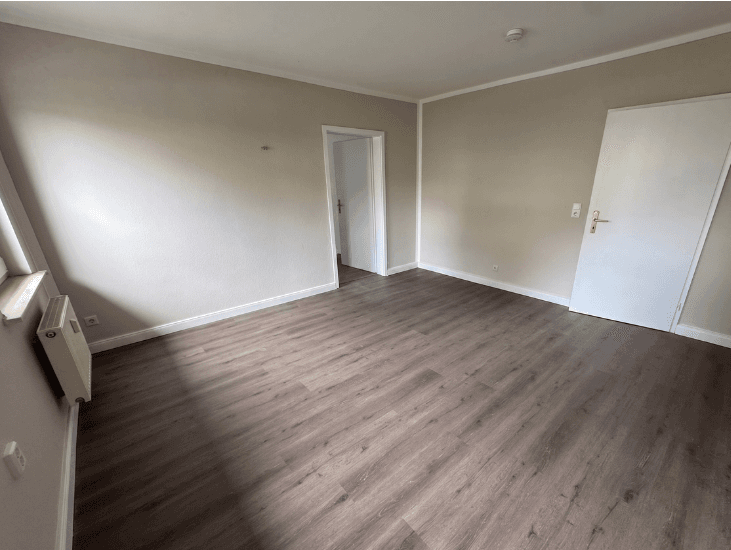Pronájem bytu 4+kk 78 m², Neukieritzsch, Sasko Pronájem bytu 4+kk 78 m², Neukieritzsch, Sasko