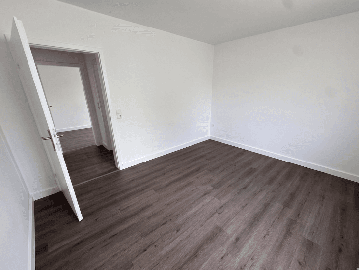 Pronájem bytu 4+kk 78 m², Neukieritzsch, Sasko Pronájem bytu 4+kk 78 m², Neukieritzsch, Sasko