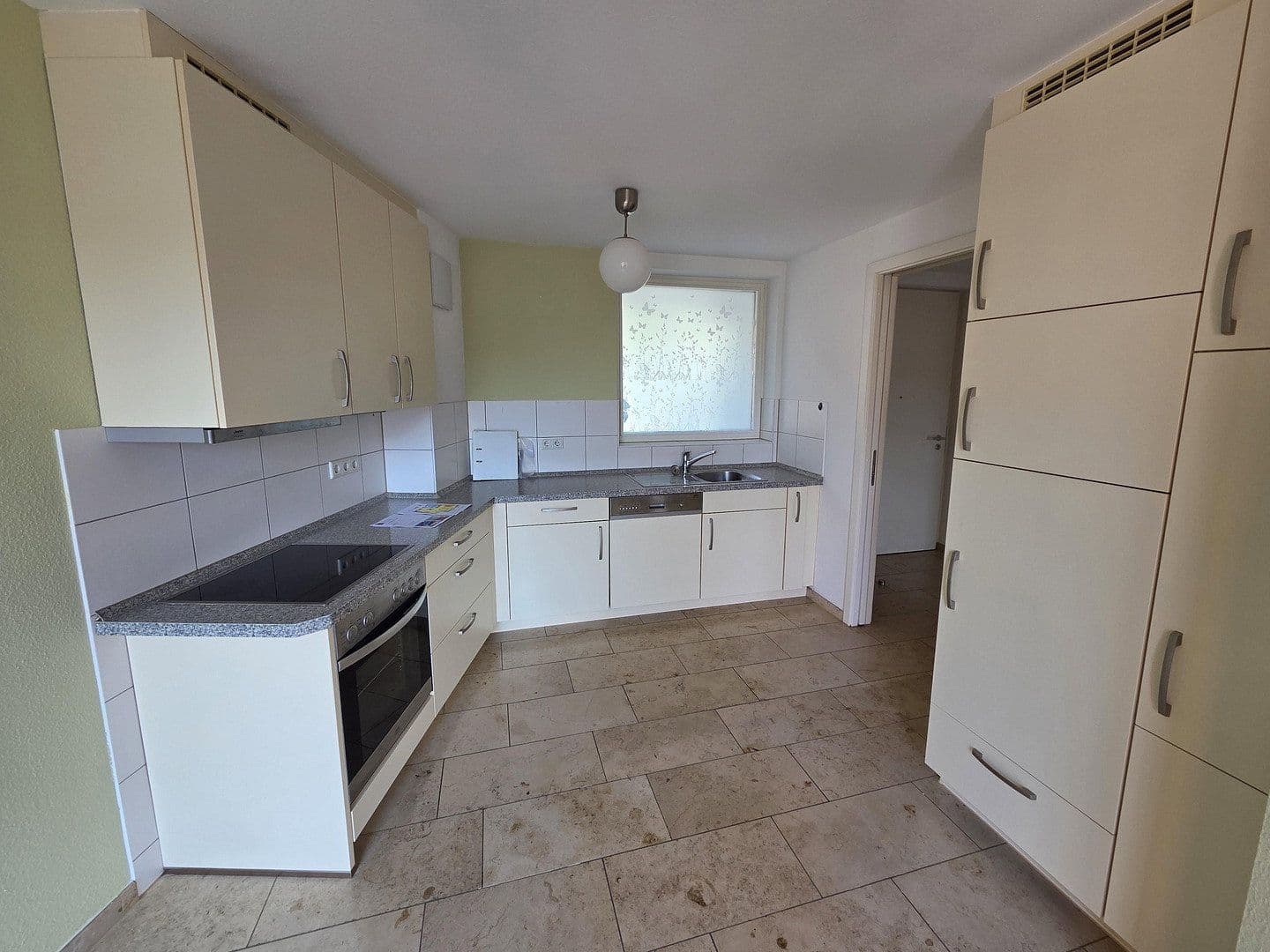Pronájem bytu 2+kk 63 m², Nürtingerstr. 1, Nürtingen, Bádensko-Württembersko Pronájem bytu 2+kk 63 m², Nürtingerstr. 1, Nürtingen, Bádensko-Württembersko