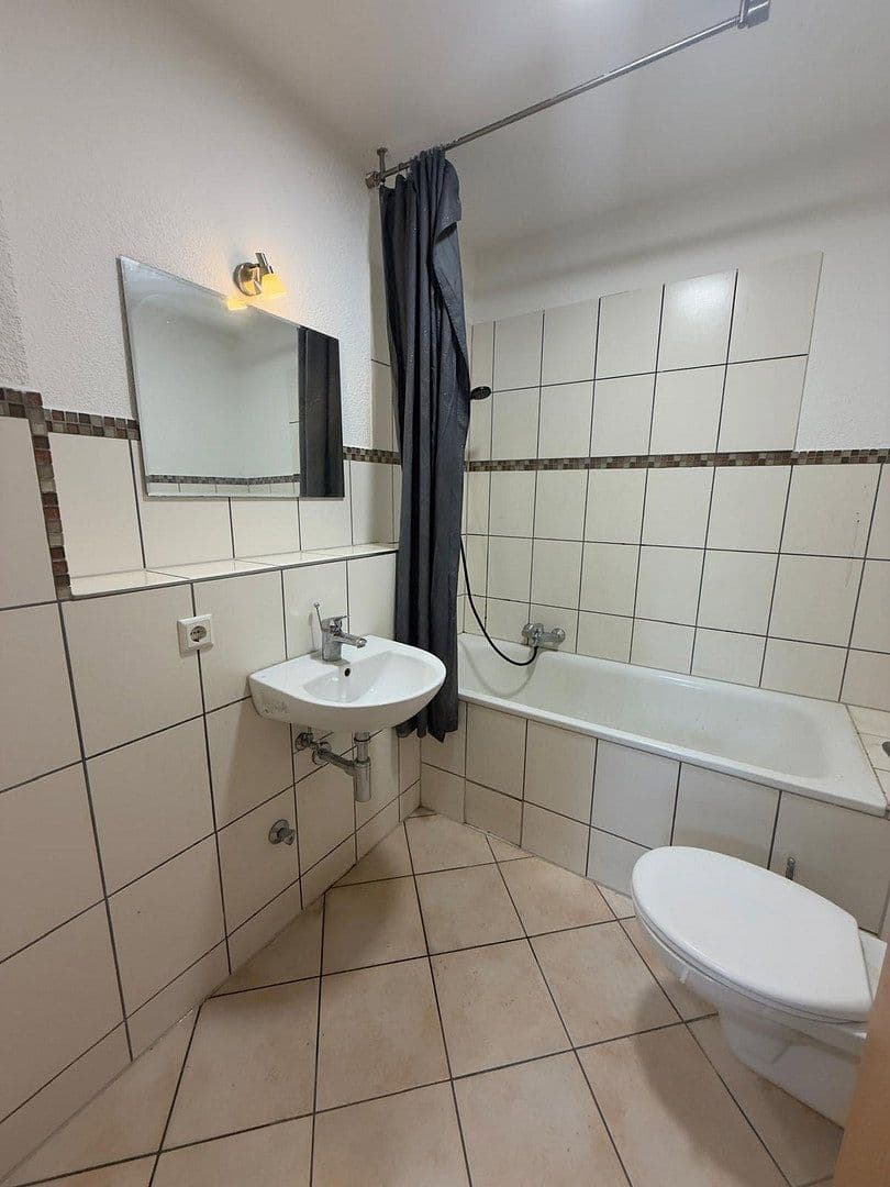 Pronájem bytu 66 m², Herrenwaldstraße 28, Ludwigshafen am Rhein, Porýní-Falc Pronájem bytu 66 m², Herrenwaldstraße 28, Ludwigshafen am Rhein, Porýní-Falc