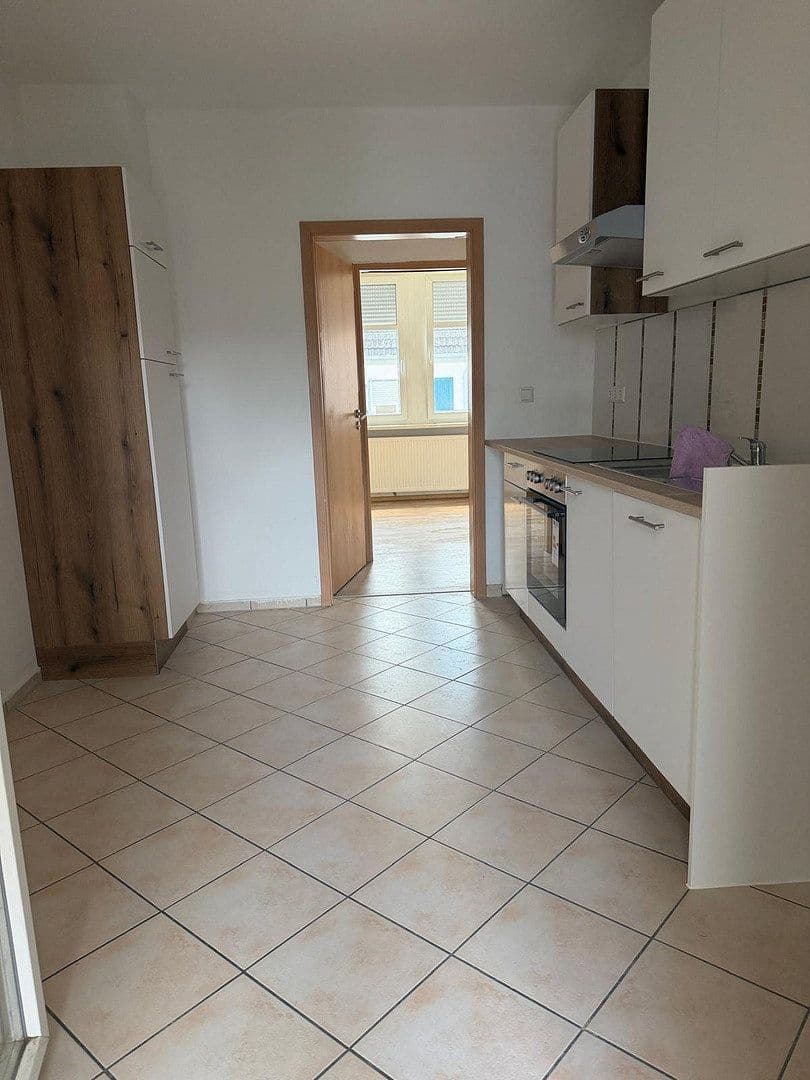 Pronájem bytu 66 m², Herrenwaldstraße 28, Ludwigshafen am Rhein, Porýní-Falc Pronájem bytu 66 m², Herrenwaldstraße 28, Ludwigshafen am Rhein, Porýní-Falc