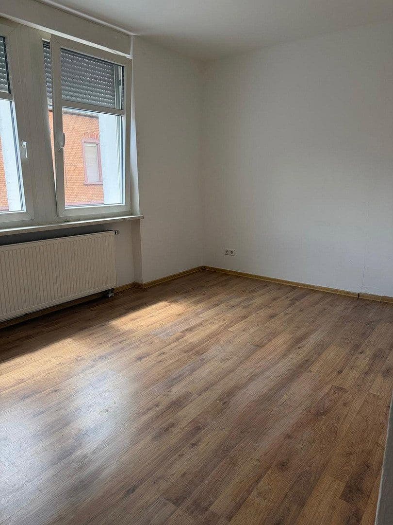 Pronájem bytu 66 m², Herrenwaldstraße 28, Ludwigshafen am Rhein, Porýní-Falc Pronájem bytu 66 m², Herrenwaldstraße 28, Ludwigshafen am Rhein, Porýní-Falc