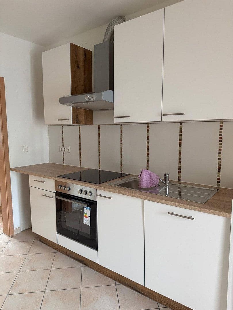 Pronájem bytu 66 m², Herrenwaldstraße 28, Ludwigshafen am Rhein, Porýní-Falc Pronájem bytu 66 m², Herrenwaldstraße 28, Ludwigshafen am Rhein, Porýní-Falc