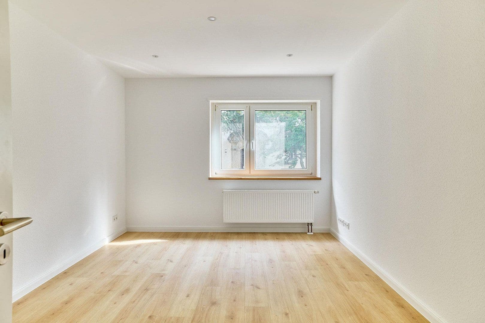 Prodej bytu 3+1 85 m², Ludwigshafen, Porýní-Falc Prodej bytu 3+1 85 m², Ludwigshafen, Porýní-Falc