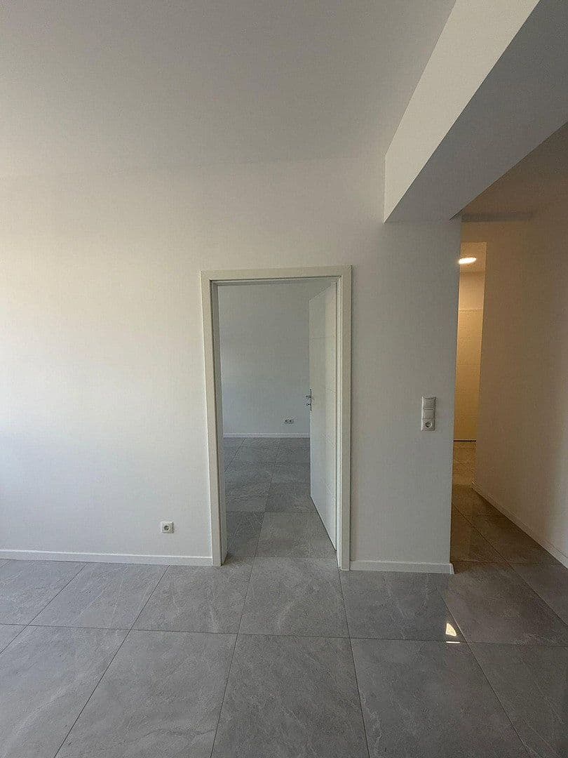 Pronájem bytu 2+1 53 m², Kriegerstraße 20, Mannheim, Bádensko-Württembersko Pronájem bytu 2+1 53 m², Kriegerstraße 20, Mannheim, Bádensko-Württembersko