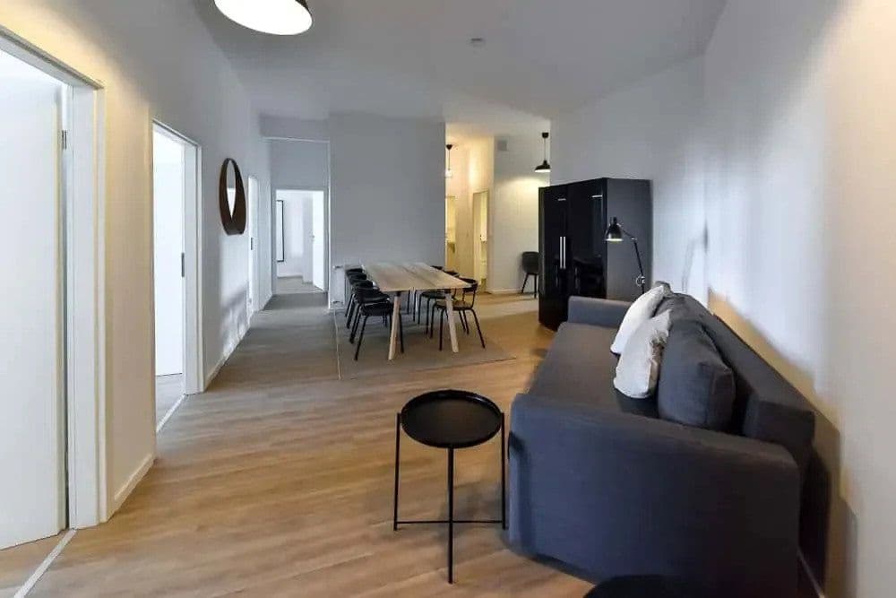 Pronájem bytu 7+1 15 m², Landsberger Str. 478, München/Pasing, Bavorsko Pronájem bytu 7+1 15 m², Landsberger Str. 478, München/Pasing, Bavorsko