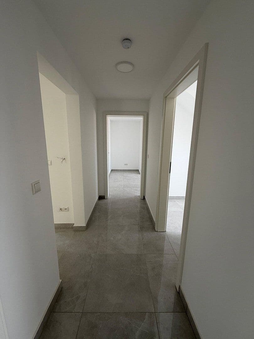 Pronájem bytu 71 m², Goerdelerplatz 10, Ludwigshafen am Rhein, Porýní-Falc Pronájem bytu 71 m², Goerdelerplatz 10, Ludwigshafen am Rhein, Porýní-Falc