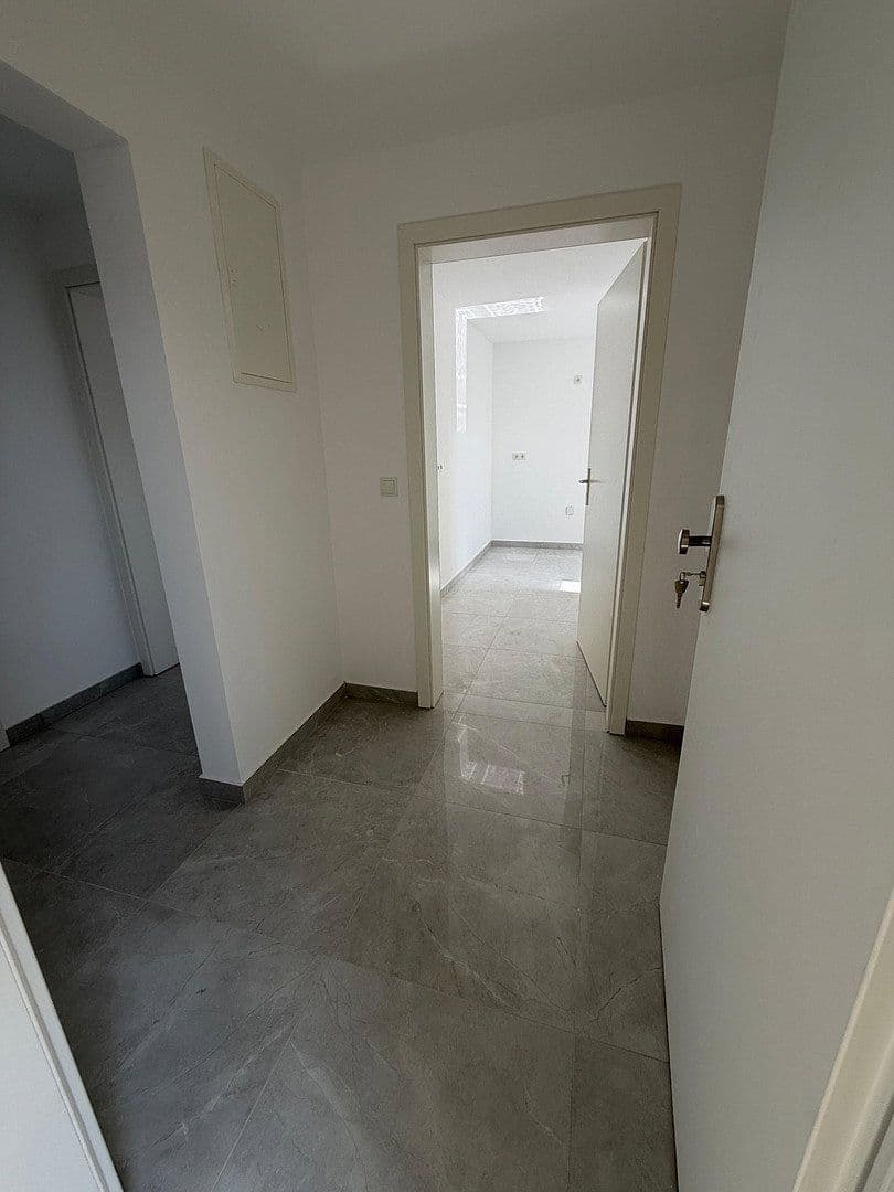 Pronájem bytu 71 m², Goerdelerplatz 10, Ludwigshafen am Rhein, Porýní-Falc Pronájem bytu 71 m², Goerdelerplatz 10, Ludwigshafen am Rhein, Porýní-Falc