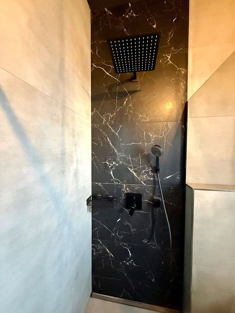 Prodej domu 181 m², pozemek 999 m², Niederhof, Waldbröl, Severní Porýní-Vestfálsko Prodej domu 181 m², pozemek 999 m², Niederhof, Waldbröl, Severní Porýní-Vestfálsko