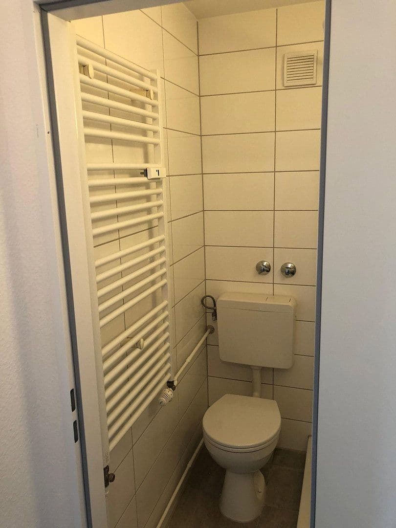 Pronájem bytu 1+1 21 m², Mainz, Porýní-Falc Pronájem bytu 1+1 21 m², Mainz, Porýní-Falc